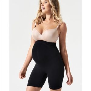 Blanqi maternity biker shorts